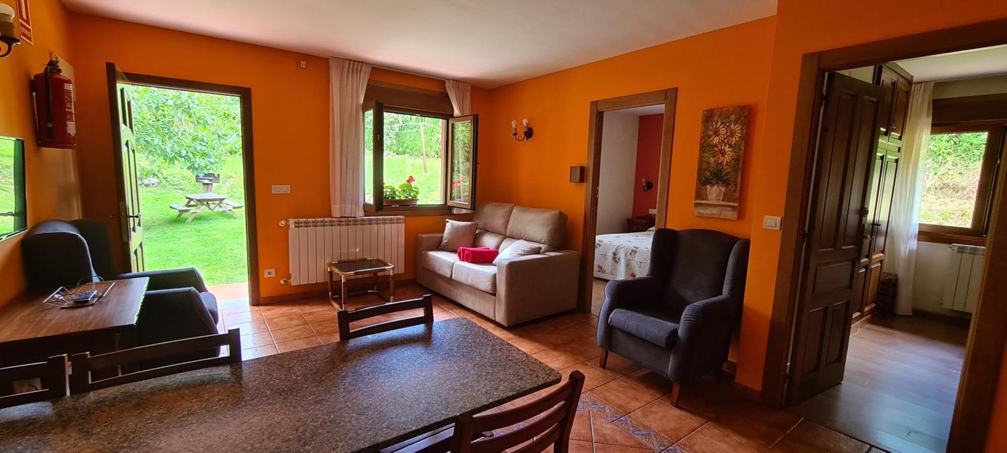 Apartamentos La Corona - Cabrales Карренья-де-Кабралес Экстерьер фото