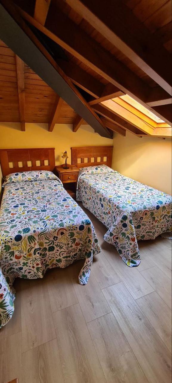 Apartamentos La Corona - Cabrales Карренья-де-Кабралес Экстерьер фото
