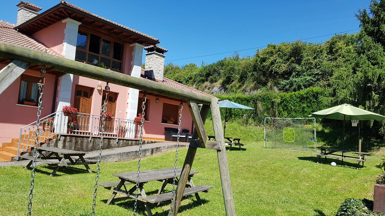 Apartamentos La Corona - Cabrales Карренья-де-Кабралес Экстерьер фото